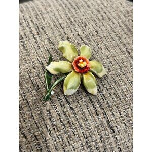 Signed HAR Enamel Goldtone Dimensional Daffodil Brooch With Clasp Issue